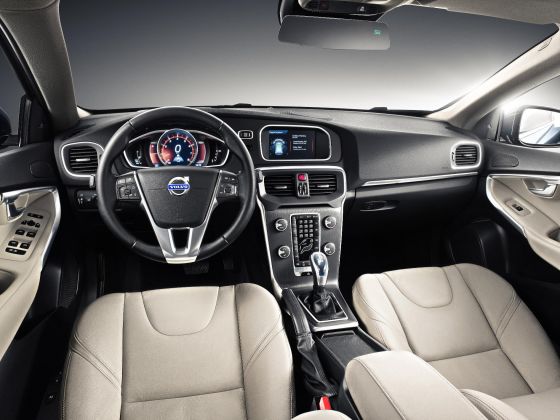 Volvo V40 Interior Preview 2012