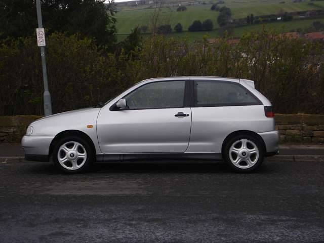 seat ibiza 2000