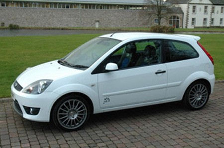 Ford Fiesta MSport TDCi On the outside the modified Fiesta includes 17 Oz