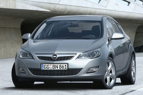 2010 vauxhall astra 00. Obviously the pictures are of a five-door model, 